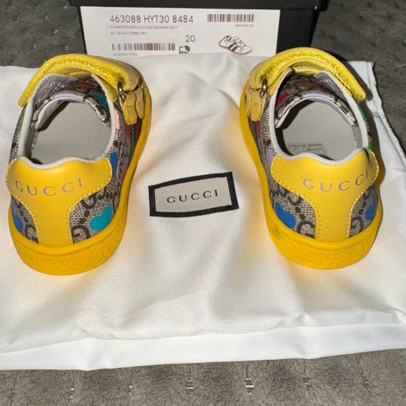 Worn 2x Gucci Baby shoes. EUR Size 20 Baby size US4. Final Sale - Picture 3 of 4